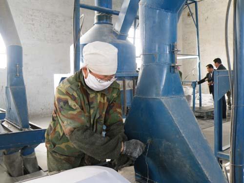 【贴士】石棉作业对劳动者有哪些危害？如何防护？